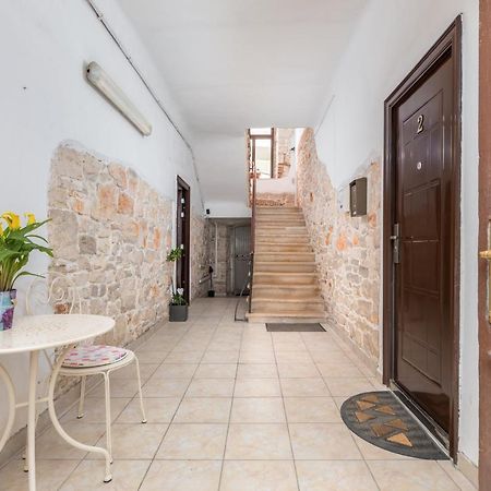 Apartment Nikola Fažana Buitenkant foto